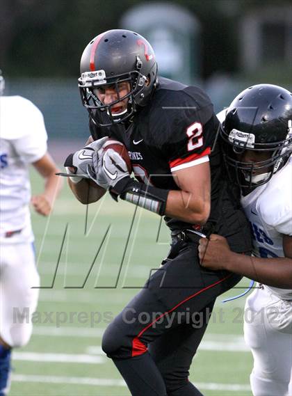 Thumbnail 2 in North Hollywood vs. Harvard-Westlake photogallery.