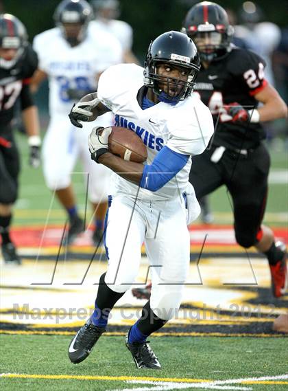 Thumbnail 1 in North Hollywood vs. Harvard-Westlake photogallery.