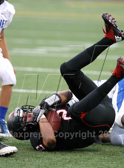 Thumbnail 2 in North Hollywood vs. Harvard-Westlake photogallery.