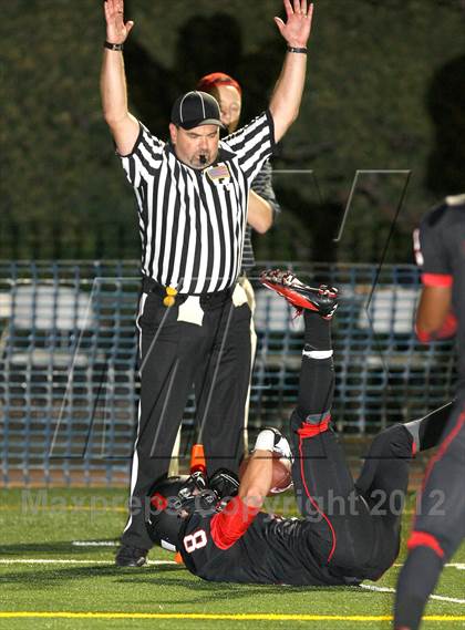 Thumbnail 3 in North Hollywood vs. Harvard-Westlake photogallery.