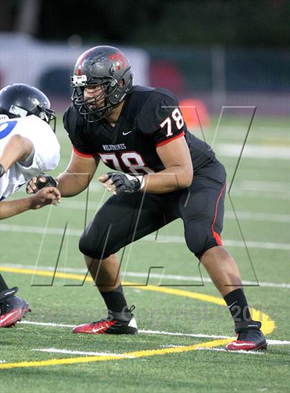 Thumbnail 2 in North Hollywood vs. Harvard-Westlake photogallery.