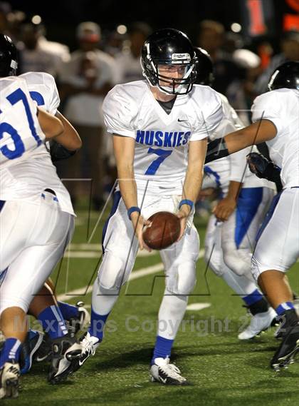 Thumbnail 3 in North Hollywood vs. Harvard-Westlake photogallery.
