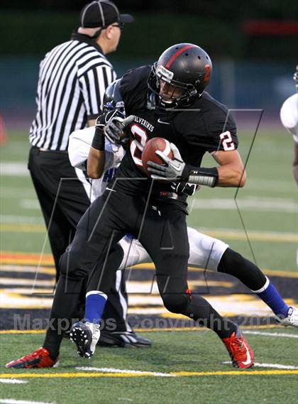 Thumbnail 2 in North Hollywood vs. Harvard-Westlake photogallery.