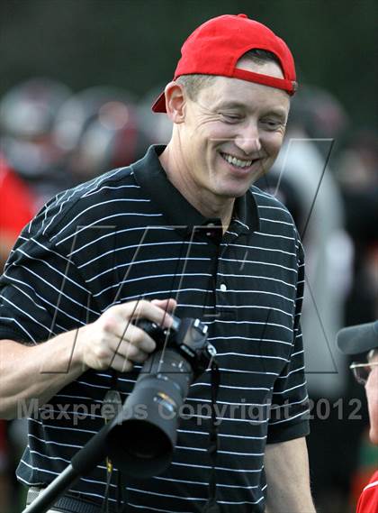 Thumbnail 1 in North Hollywood vs. Harvard-Westlake photogallery.