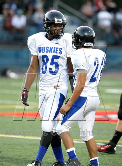 Thumbnail 3 in North Hollywood vs. Harvard-Westlake photogallery.