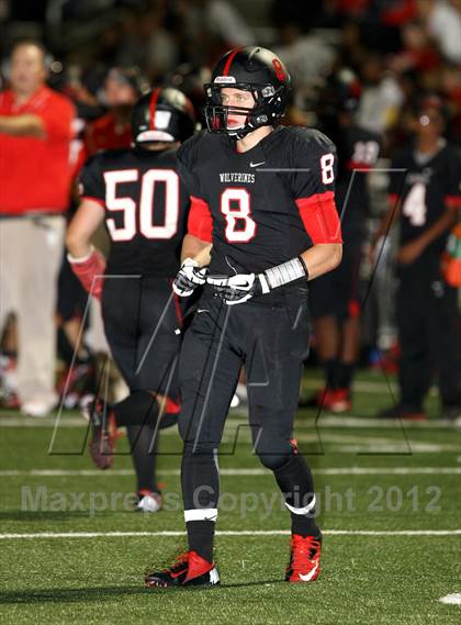 Thumbnail 3 in North Hollywood vs. Harvard-Westlake photogallery.