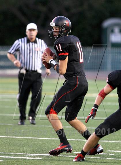 Thumbnail 3 in North Hollywood vs. Harvard-Westlake photogallery.