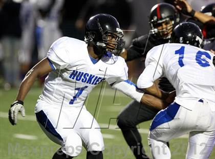 Thumbnail 3 in North Hollywood vs. Harvard-Westlake photogallery.