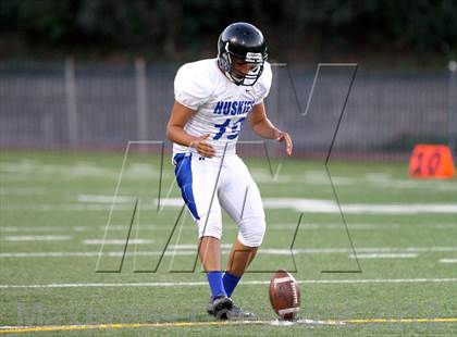 Thumbnail 3 in North Hollywood vs. Harvard-Westlake photogallery.