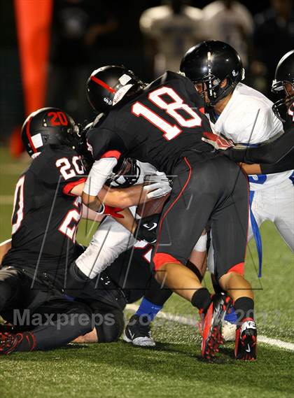 Thumbnail 2 in North Hollywood vs. Harvard-Westlake photogallery.