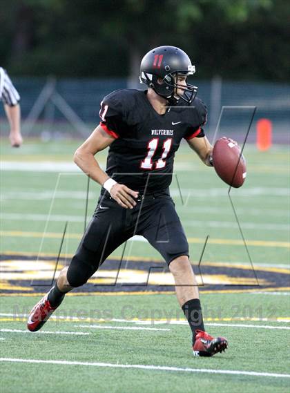 Thumbnail 1 in North Hollywood vs. Harvard-Westlake photogallery.