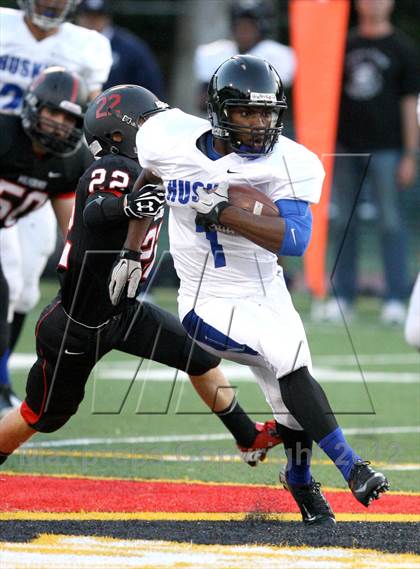 Thumbnail 2 in North Hollywood vs. Harvard-Westlake photogallery.