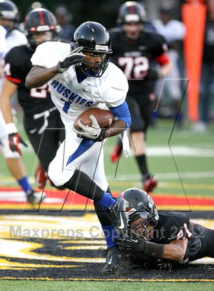 Thumbnail 1 in North Hollywood vs. Harvard-Westlake photogallery.