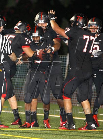 Thumbnail 3 in North Hollywood vs. Harvard-Westlake photogallery.