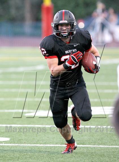 Thumbnail 3 in North Hollywood vs. Harvard-Westlake photogallery.