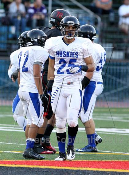 Thumbnail 2 in North Hollywood vs. Harvard-Westlake photogallery.