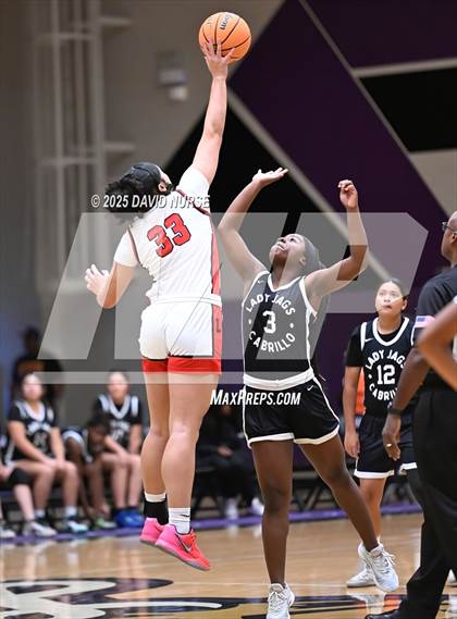 Thumbnail 1 in Lancaster vs. Cabrillo photogallery.