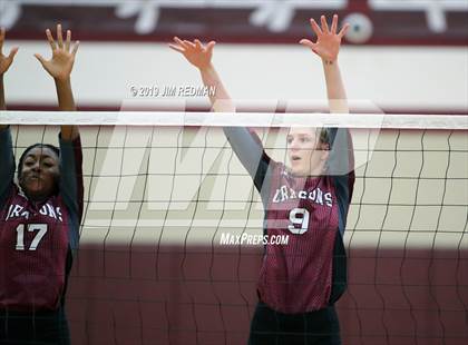 Thumbnail 1 in Hendrickson @ Round Rock photogallery.