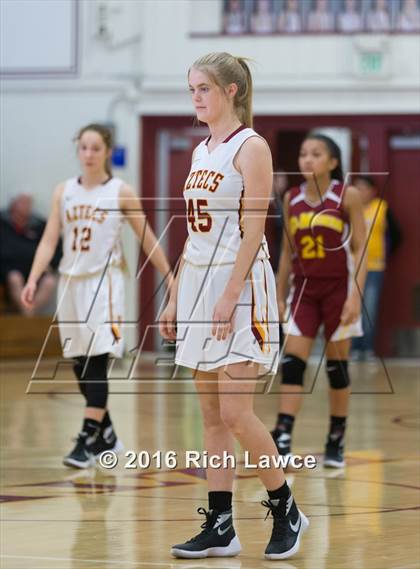 Thumbnail 2 in El Modena @ Esperanza photogallery.