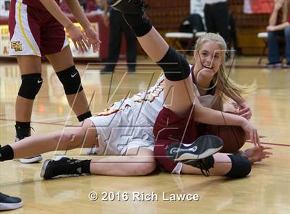 Thumbnail 2 in El Modena @ Esperanza photogallery.