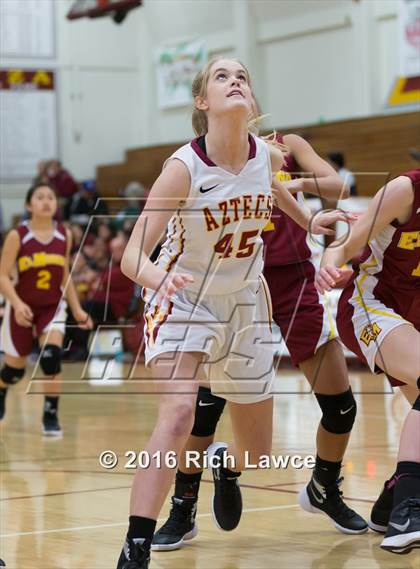 Thumbnail 2 in El Modena @ Esperanza photogallery.