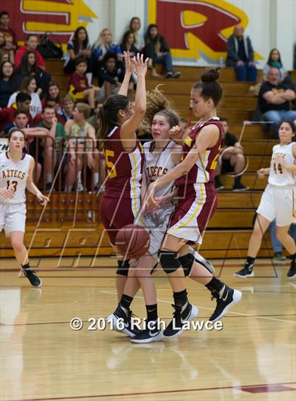 Thumbnail 2 in El Modena @ Esperanza photogallery.