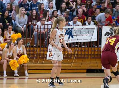 Thumbnail 2 in El Modena @ Esperanza photogallery.