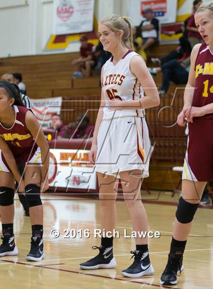 Thumbnail 2 in El Modena @ Esperanza photogallery.