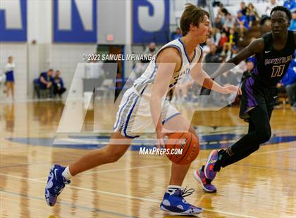 Thumbnail 3 in Omaha Central @ Lincoln East photogallery.