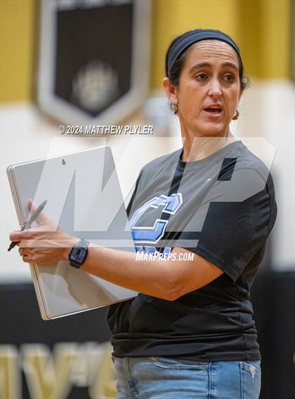 Thumbnail 3 in Cleveland vs Gray's Creek (NCHSAA 4A Second Round) photogallery.