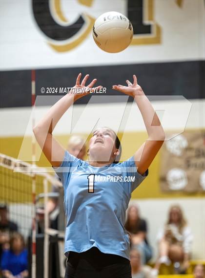 Thumbnail 1 in Cleveland vs Gray's Creek (NCHSAA 4A Second Round) photogallery.