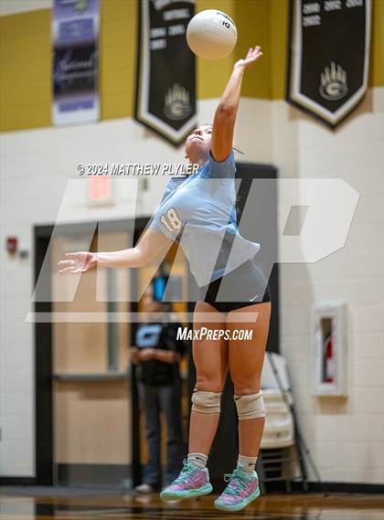 Thumbnail 2 in Cleveland vs Gray's Creek (NCHSAA 4A Second Round) photogallery.