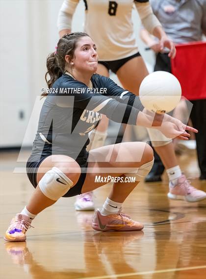 Thumbnail 3 in Cleveland vs Gray's Creek (NCHSAA 4A Second Round) photogallery.