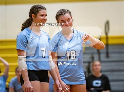 Thumbnail 3 in Cleveland vs Gray's Creek (NCHSAA 4A Second Round) photogallery.