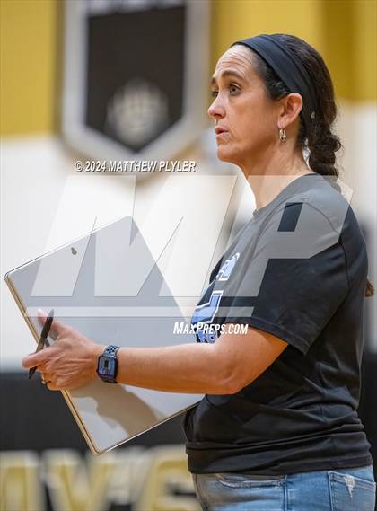 Thumbnail 1 in Cleveland vs Gray's Creek (NCHSAA 4A Second Round) photogallery.