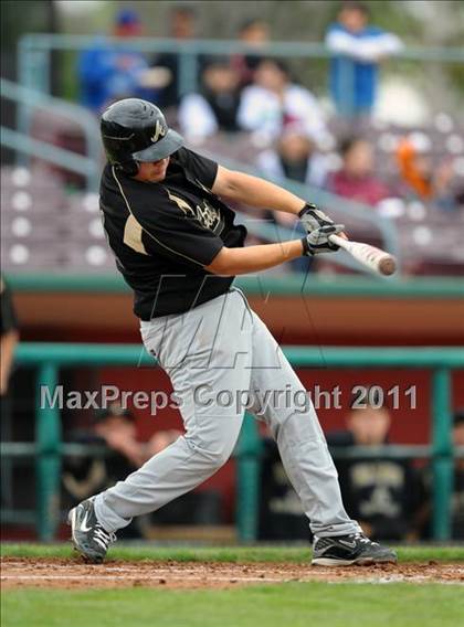 Thumbnail 3 in Arroyo Valley vs Carter (County Clash) photogallery.