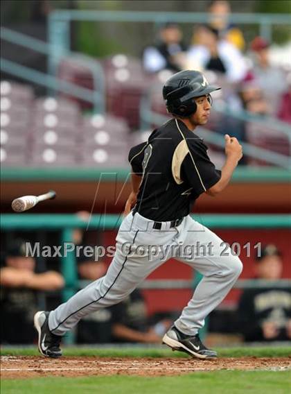 Thumbnail 2 in Arroyo Valley vs Carter (County Clash) photogallery.