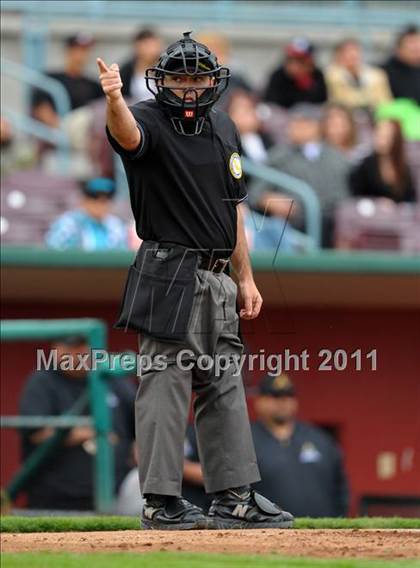 Thumbnail 3 in Arroyo Valley vs Carter (County Clash) photogallery.