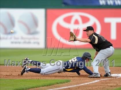 Thumbnail 1 in Arroyo Valley vs Carter (County Clash) photogallery.