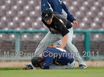 Thumbnail 3 in Arroyo Valley vs Carter (County Clash) photogallery.