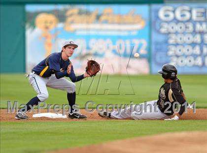Thumbnail 1 in Arroyo Valley vs Carter (County Clash) photogallery.