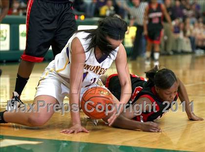 Thumbnail 1 in Auburn vs Hononegah (Boylan Regional) photogallery.