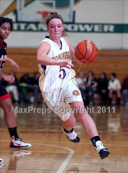 Thumbnail 2 in Auburn vs Hononegah (Boylan Regional) photogallery.