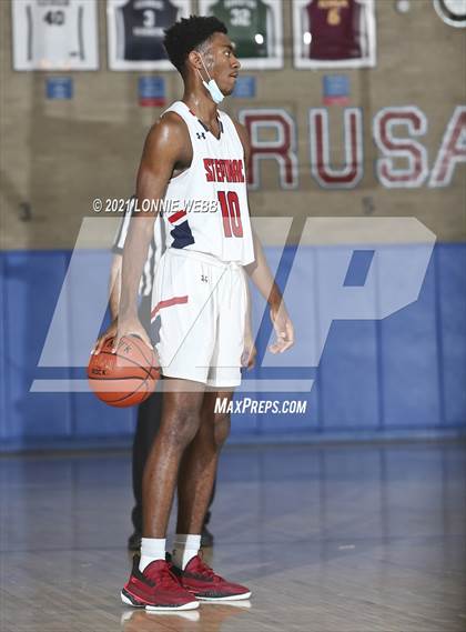 Thumbnail 1 in Fordham Prep vs Achbishop Stepinac (CHSAA Spring Tournament) photogallery.