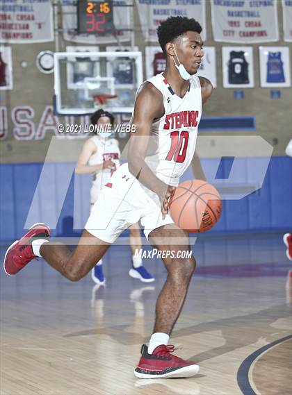 Thumbnail 3 in Fordham Prep vs Achbishop Stepinac (CHSAA Spring Tournament) photogallery.