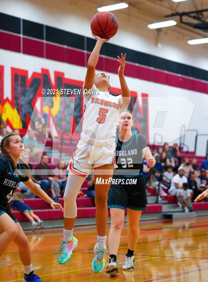 Thumbnail 3 in Poston Butte vs. Highland (Lady Blackhawk Invitational) photogallery.