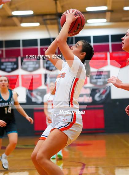 Thumbnail 1 in Poston Butte vs. Highland (Lady Blackhawk Invitational) photogallery.
