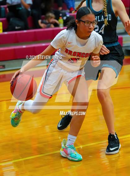 Thumbnail 1 in Poston Butte vs. Highland (Lady Blackhawk Invitational) photogallery.