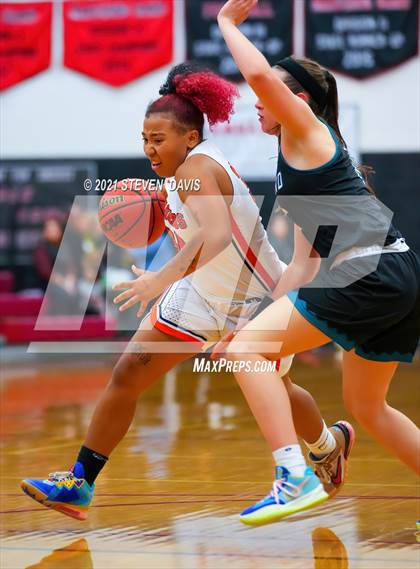 Thumbnail 2 in Poston Butte vs. Highland (Lady Blackhawk Invitational) photogallery.