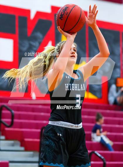 Thumbnail 1 in Poston Butte vs. Highland (Lady Blackhawk Invitational) photogallery.